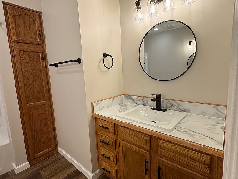 2230 N Aline Ave — Photo 16