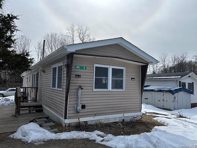1st image of 107 Floyd Ackert Rd #3