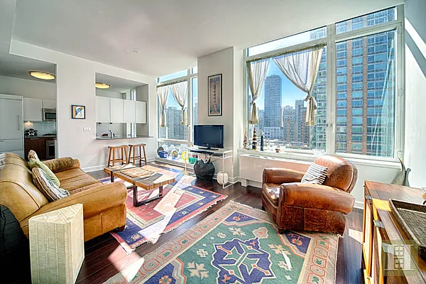 Rented by Halstead Real Estate | media 16
