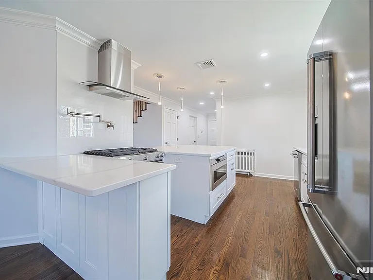 18 Lakeview Ave #181 — Photo 7
