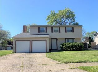 10333 E Woodhaven Cir, Indianapolis, IN