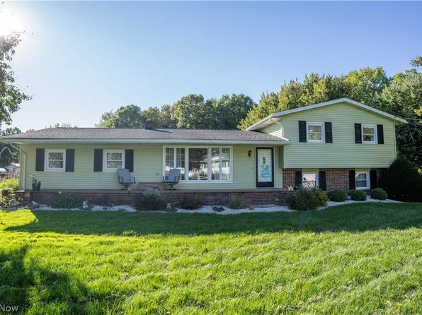 4831 Leona Ave SW, Navarre, OH 44662
