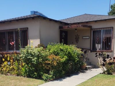 2715 Clyde Ave, Los Angeles, CA, 90016