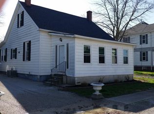 104 N 2nd St, New Baden, IL
