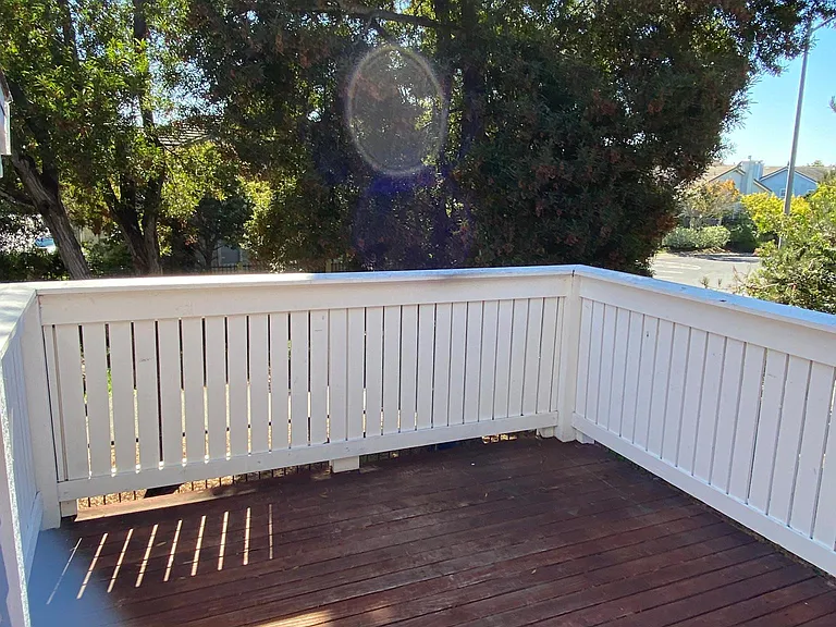 218 Bayside Ct — Photo 21