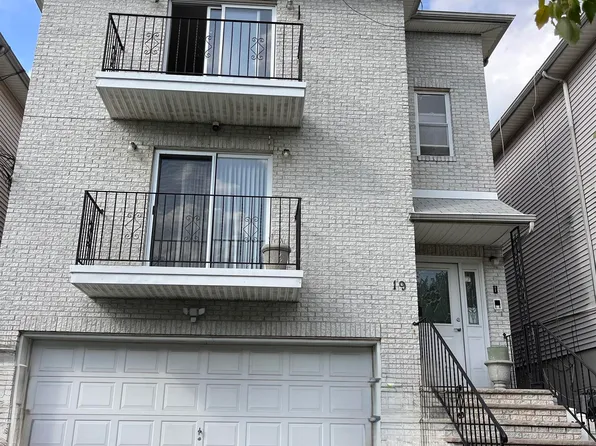 19 Halleck St, Newark, NJ 07104
