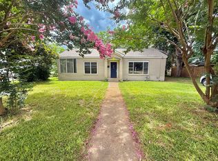 811 Kickapoo St, Jacksonville, TX 75766