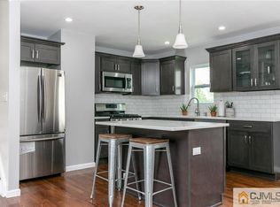 52 Ferris Rd, Edison, NJ 08817