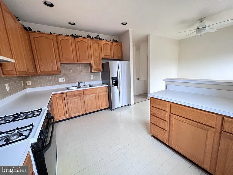 13205 Fox Ripple Ln — Photo 3