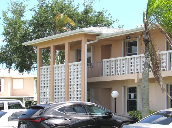 1830 NW 18th Street #201, Delray Beach, FL 33445