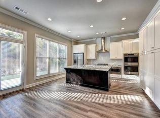 1522 Harvest Park Ln, Suwanee, GA 30024