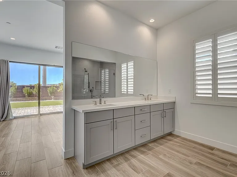 11803 Giroma Ave — Photo 22