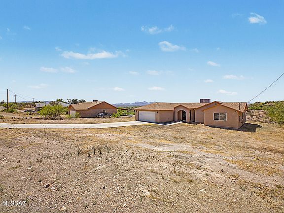 3rd image of 1020 Calle Coyote