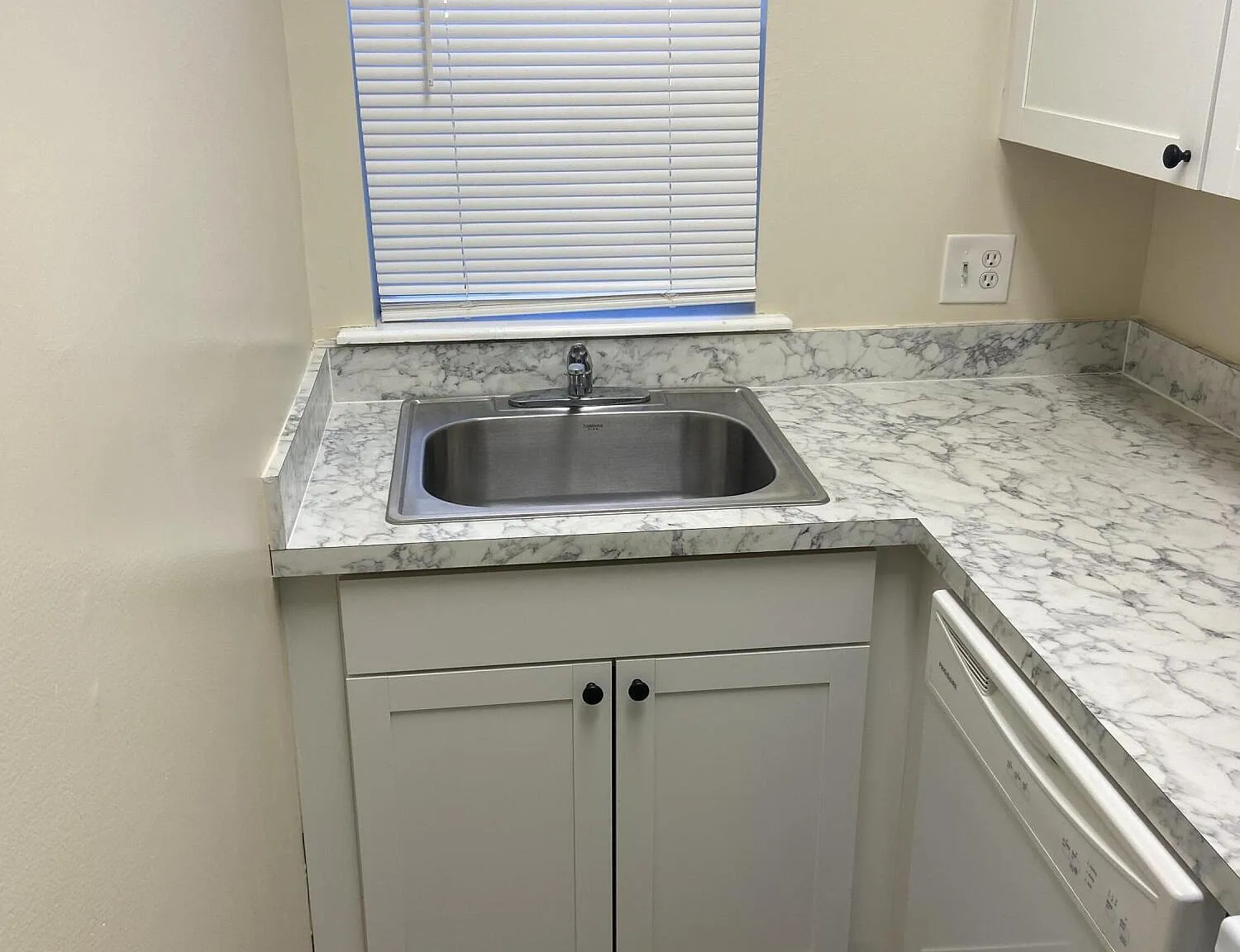 2 bed, 2.0 bath, $1,300 — Photo 4