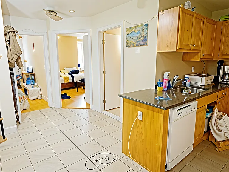 90 Westland Ave #203 — Photo 1