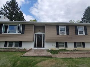 15 Wright Blvd, Hopewell Junction, NY 12533