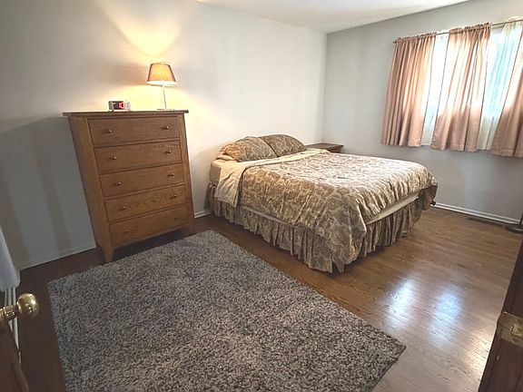 4th image of 316 Maplewood Ln