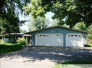 815 Riverside Ave N, Sartell, MN 56377