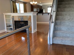 2701 SW Sylvan Heights Dr, Seattle, WA 98106