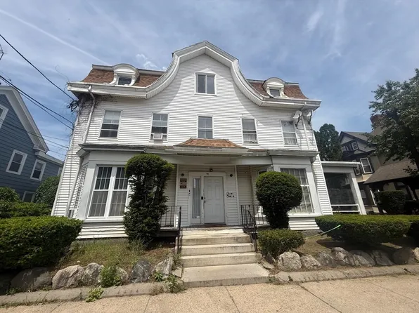 91 Summer St APT 2, Lawrence, MA 01840