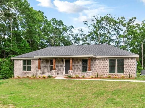 5240 Sweetbriar Ln, Eight Mile, AL 36613