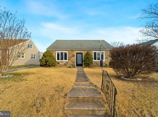 9222 Puritan Rd, Philadelphia, PA 19114