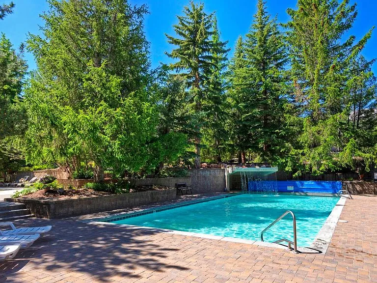 2025 Canyons Resort Dr #V5 — Photo 8