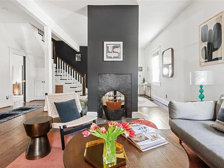 1024 Kirkwood Ave SE — Photo 10