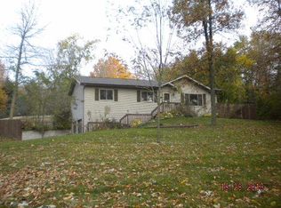 W5388 Manowa Trl, Elkhorn, WI 53121