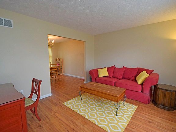 2nd image of 5237 Willow Creek Dr