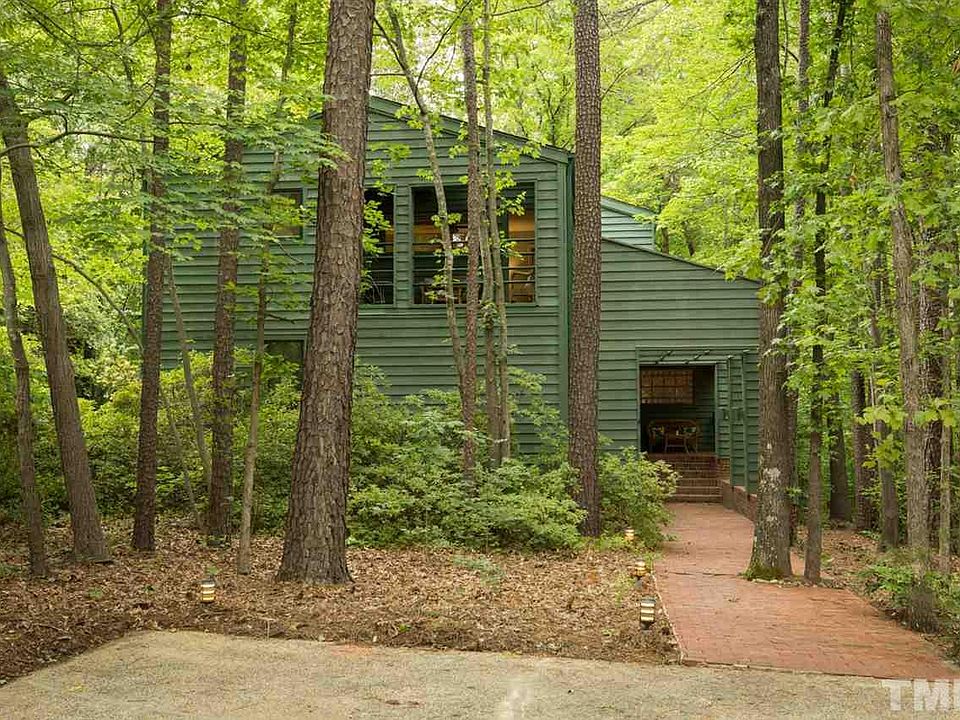 1st image of 15 Upchurch Cir