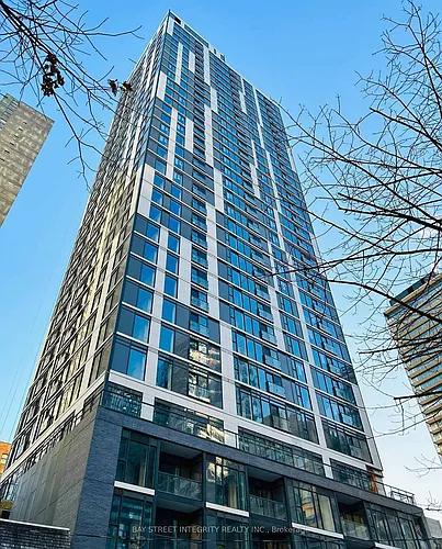 65 Mutual St #3201 Photo 1