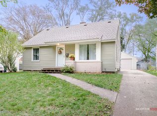 375 W 20th St, Holland, MI 49423