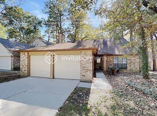 8 S High Oaks Cir, Spring, TX 77380