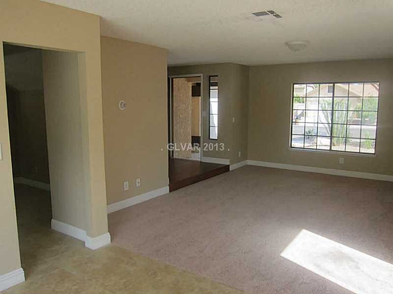 1st image of 7109 Big Oak Cir