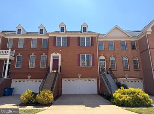 42771 Locklear Ter, Chantilly, VA 20152