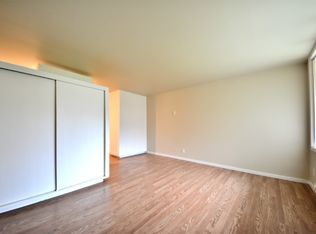 413 NE 73rd St #E, Seattle, WA 98115