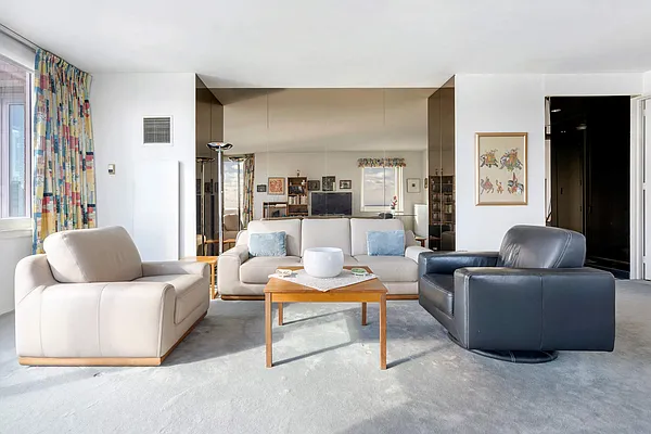 Sold by Compass | media 13