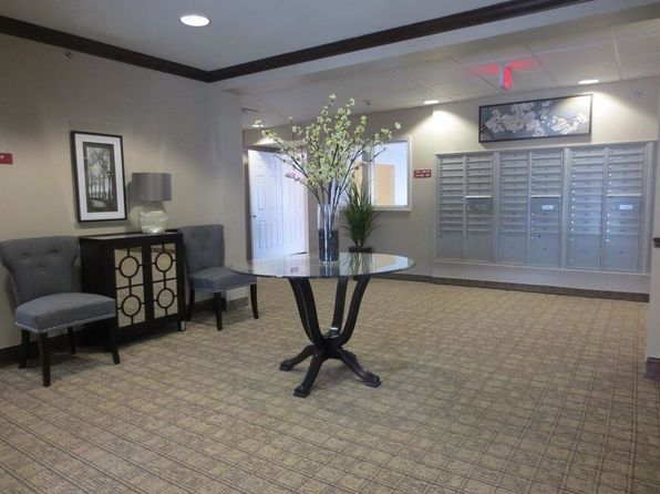 4600 Southwestern Blvd #8E073B68E