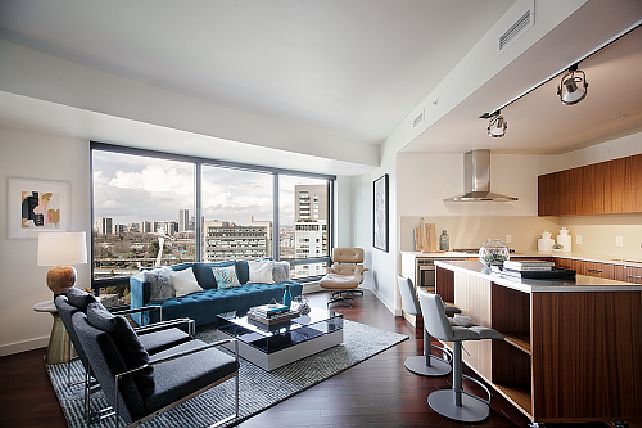 Living/Kitchen