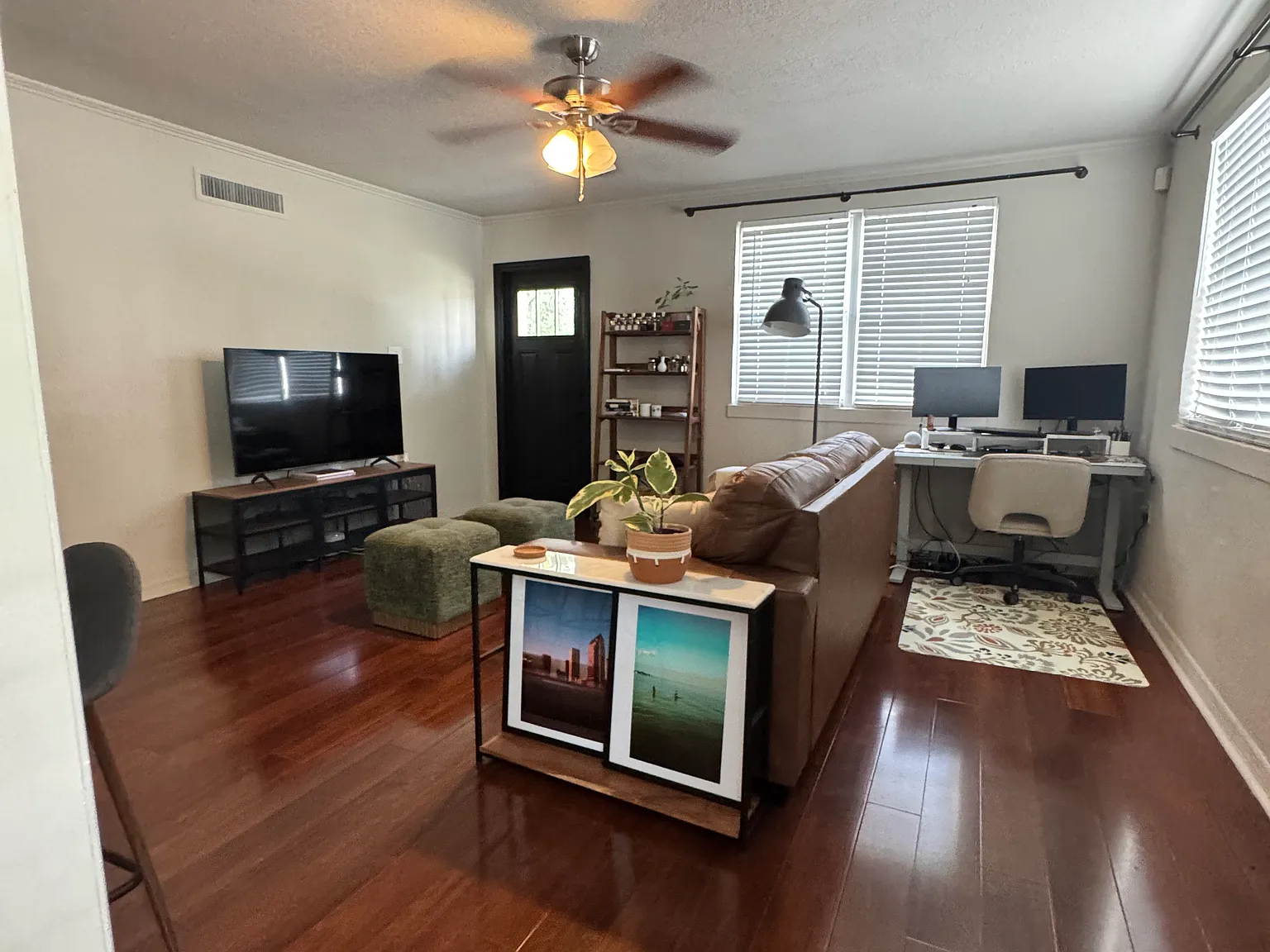 2 bed, 850 sqft, $2,600 — Photo 4