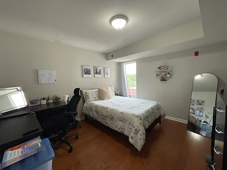 622 S 42nd St #4 — Photo 3