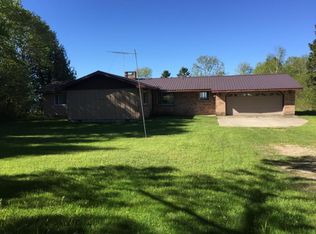 11991 W Middle Beach Rd, Naubinway, MI 49762