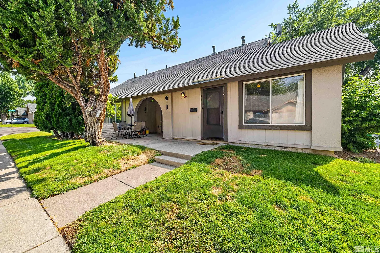 2150 Oppio St photo 1