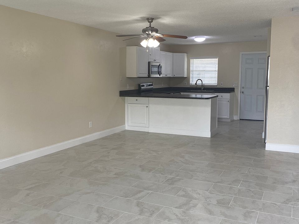 1st image of 2314 Fern Palm Dr #2314