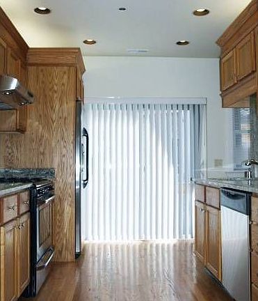 full kitchen view