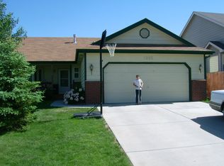 1902 Greenbriar Ct, Johnstown, CO 80534