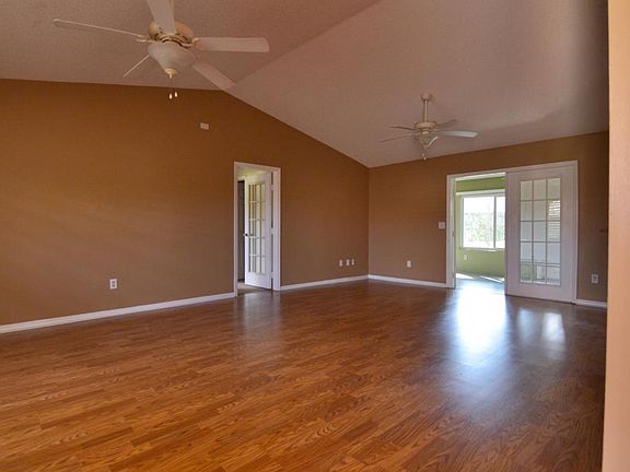 2nd image of 2008 SE Parrot St