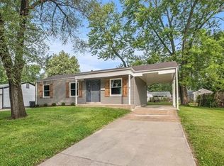 5 Alandale Ct, Florissant, MO 63031