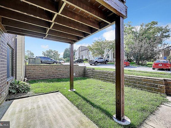 2nd image of 5200 Hilltop Dr #V6